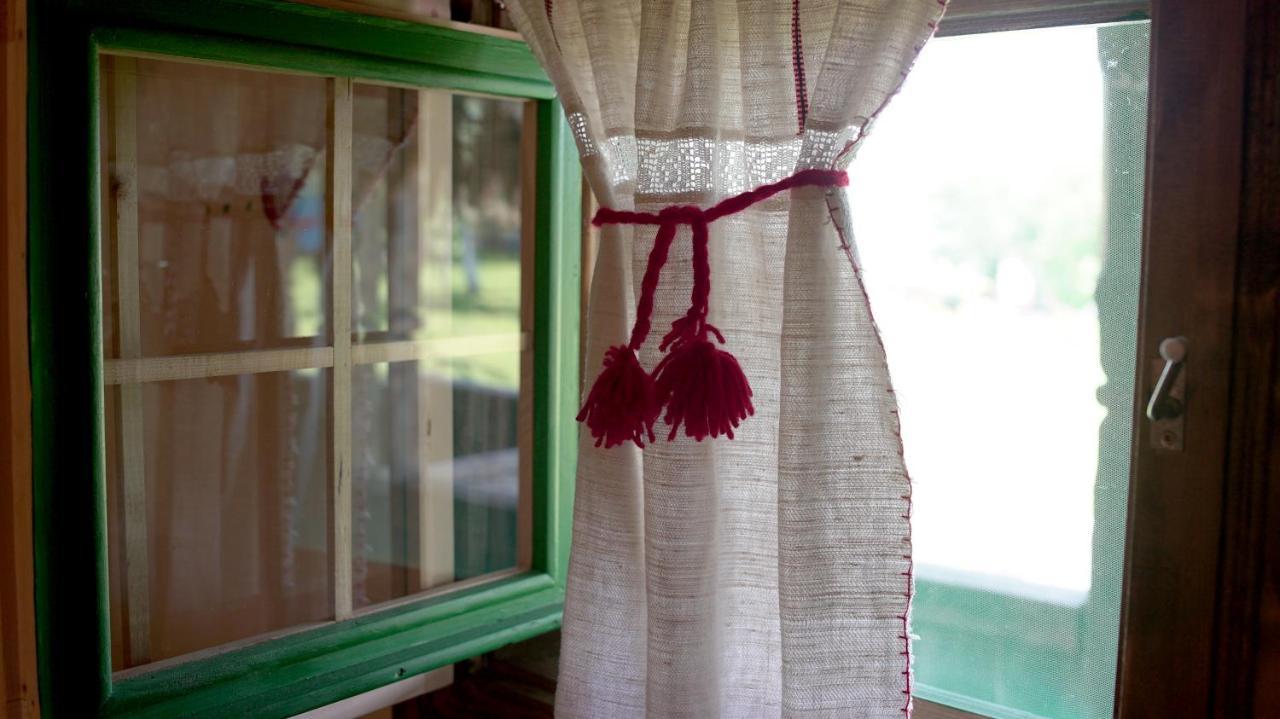 Iz De Maramures Rural Hotel (Adults Only) Surdesti  Ngoại thất bức ảnh