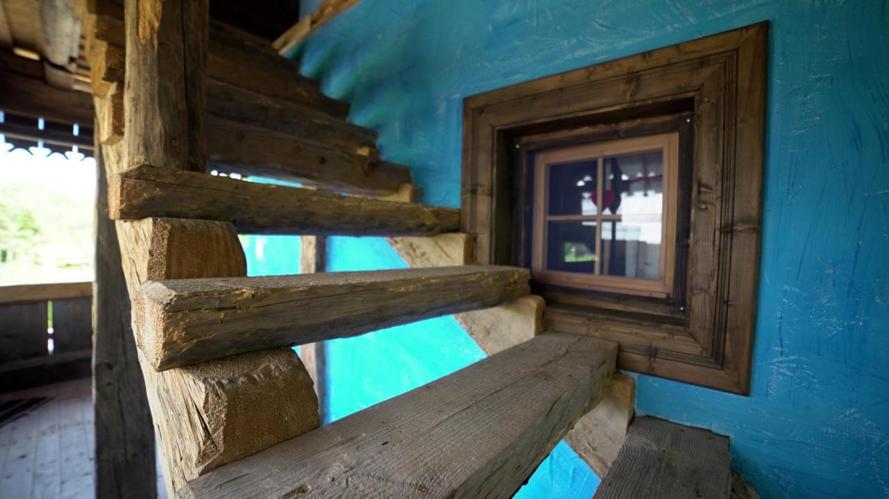 Iz De Maramures Rural Hotel (Adults Only) Surdesti  Ngoại thất bức ảnh