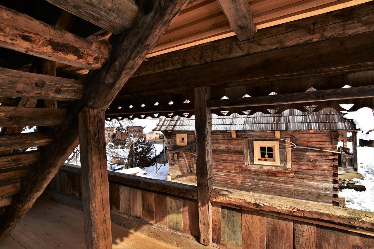 Iz De Maramures Rural Hotel (Adults Only) Surdesti  Ngoại thất bức ảnh